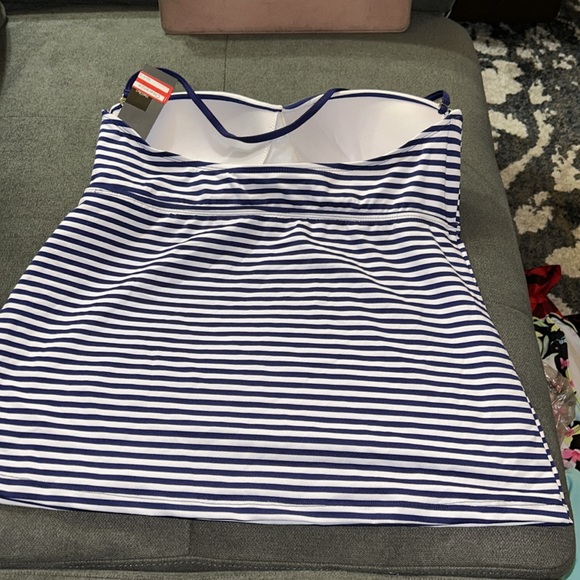 NWT Mossimo navy striped swimtop only - Picture 5 of 9